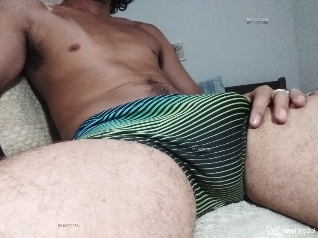 Acompanhante homem morena (o) de olhos castanhos em Recife - ZacStar