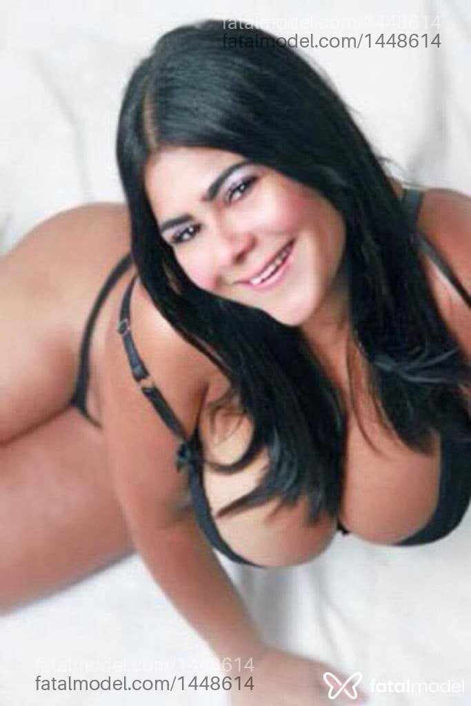 Acompanhante mulher morena (o) de olhos castanhos - Isabell Española