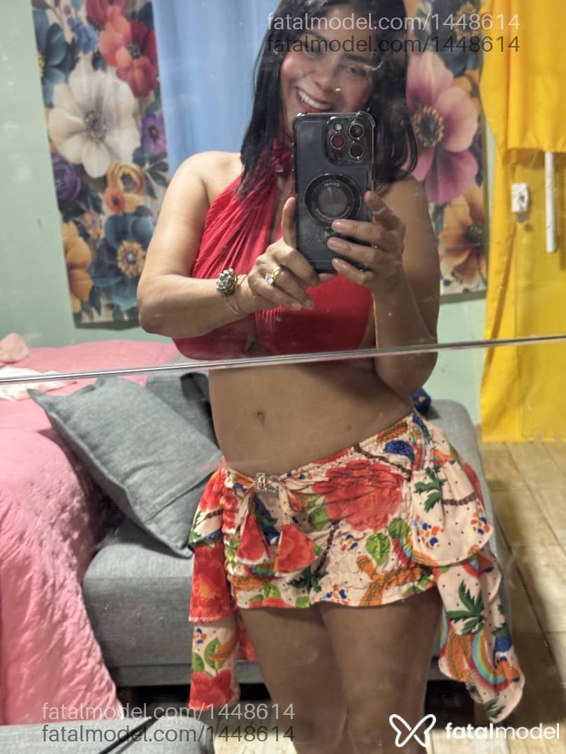 Acompanhante mulher morena (o) de olhos castanhos - Isabell Española