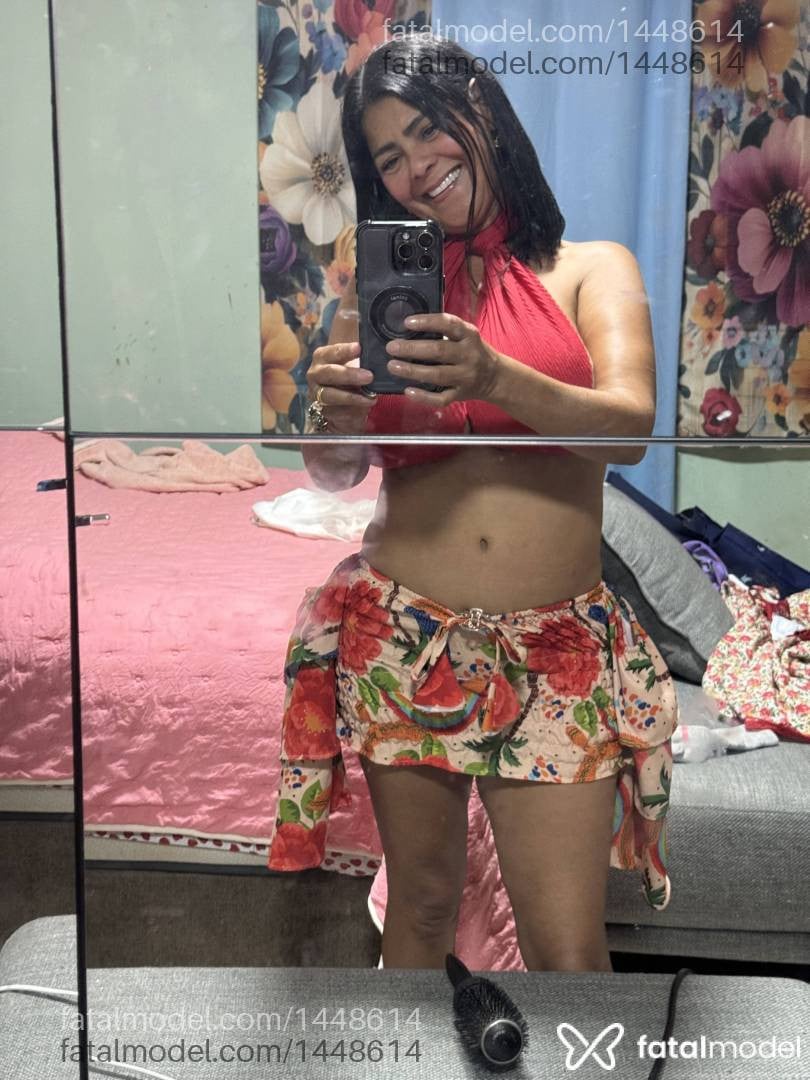 Acompanhante mulher morena (o) de olhos castanhos - Isabell Española