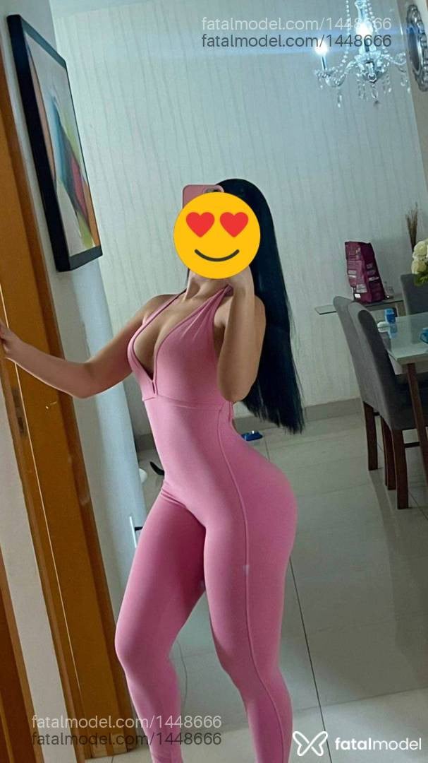 Acompanhante mulher morena (o) de olhos castanhos - Raika