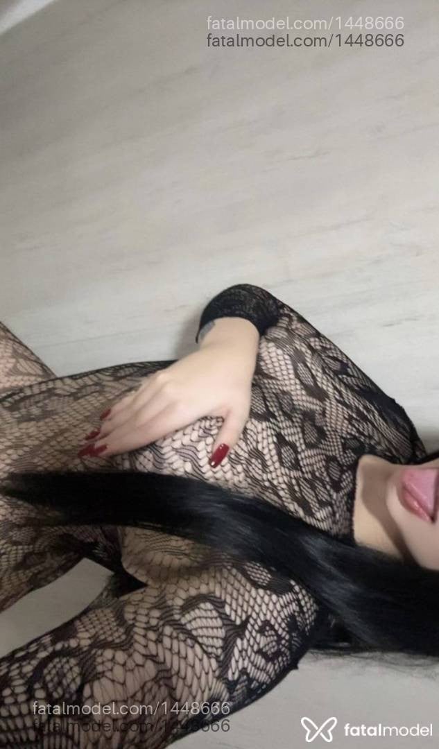 Acompanhante mulher morena (o) de olhos castanhos - Raika