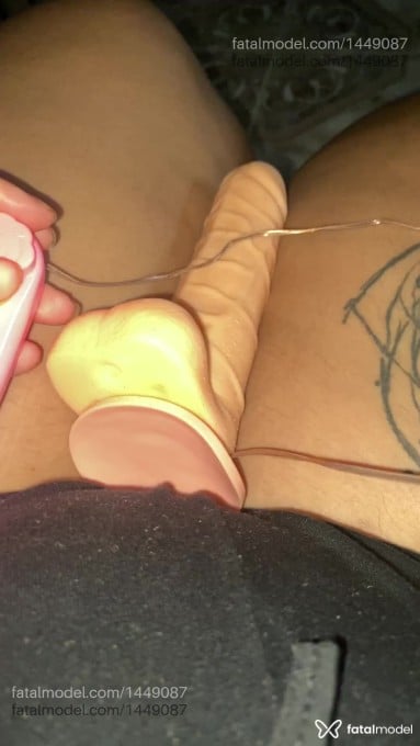Acompanhante mulher com cabelo castanho de olhos pretos em Virtual - Beatriz