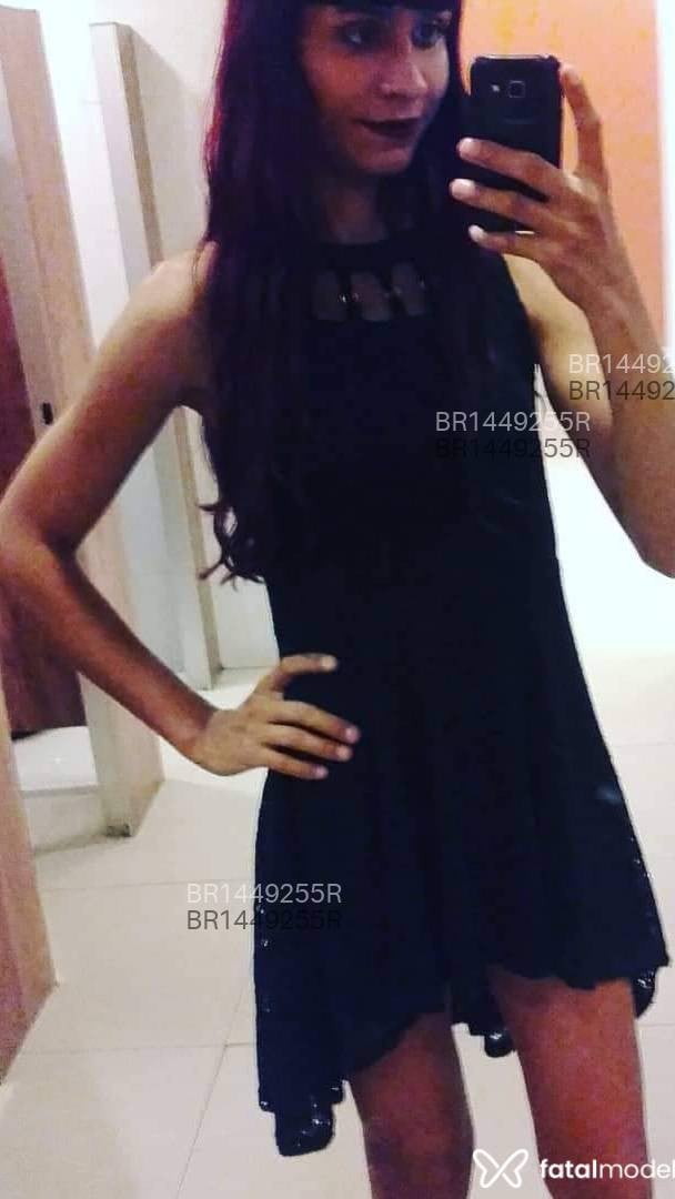 Acompanhante travesti morena (o) de olhos castanhos em Brasília - Carla Joziane