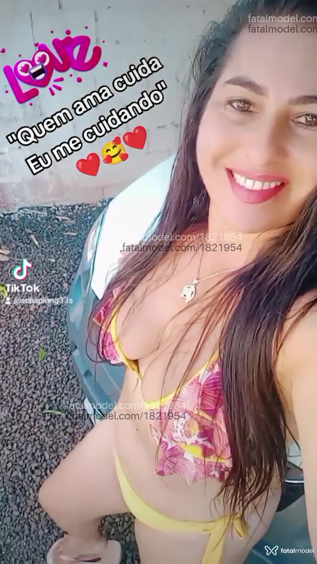 Acompanhante mulher com cabelo castanho de olhos mel em Salto do Lontra - Paula