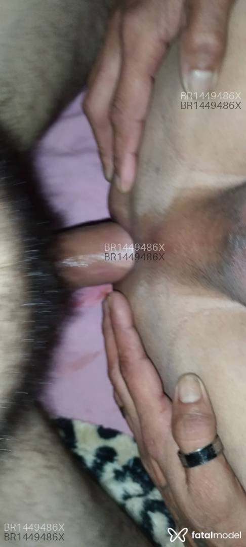 Acompanhante homem sem cabelo de olhos castanhos em Ubatuba - Jorge