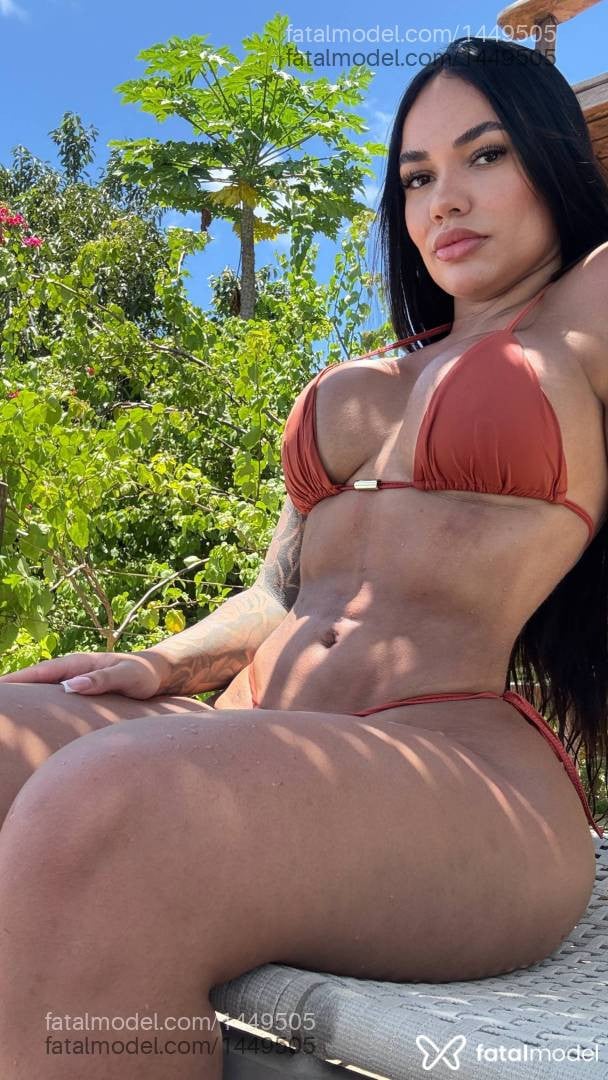 Acompanhante mulher morena (o) de olhos castanhos em São Paulo Acompanhante mulher morena (o) de olhos castanhos em São Paulo - Amanda Portela