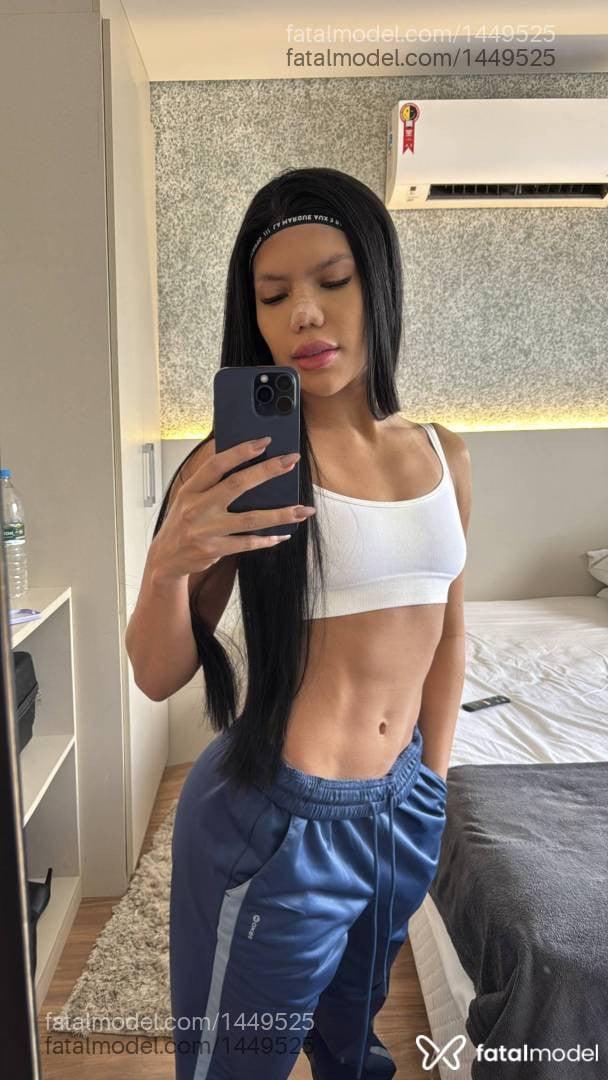 Acompanhante mulher morena (o) de olhos castanhos - Bruna Lima