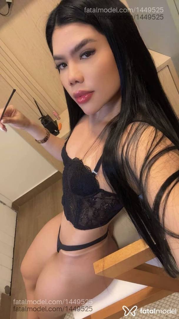 Acompanhante mulher morena (o) de olhos castanhos - Bruna Lima
