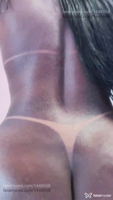 Acompanhante mulher morena (o) de olhos pretos em Salvador - LUNA SOUZA