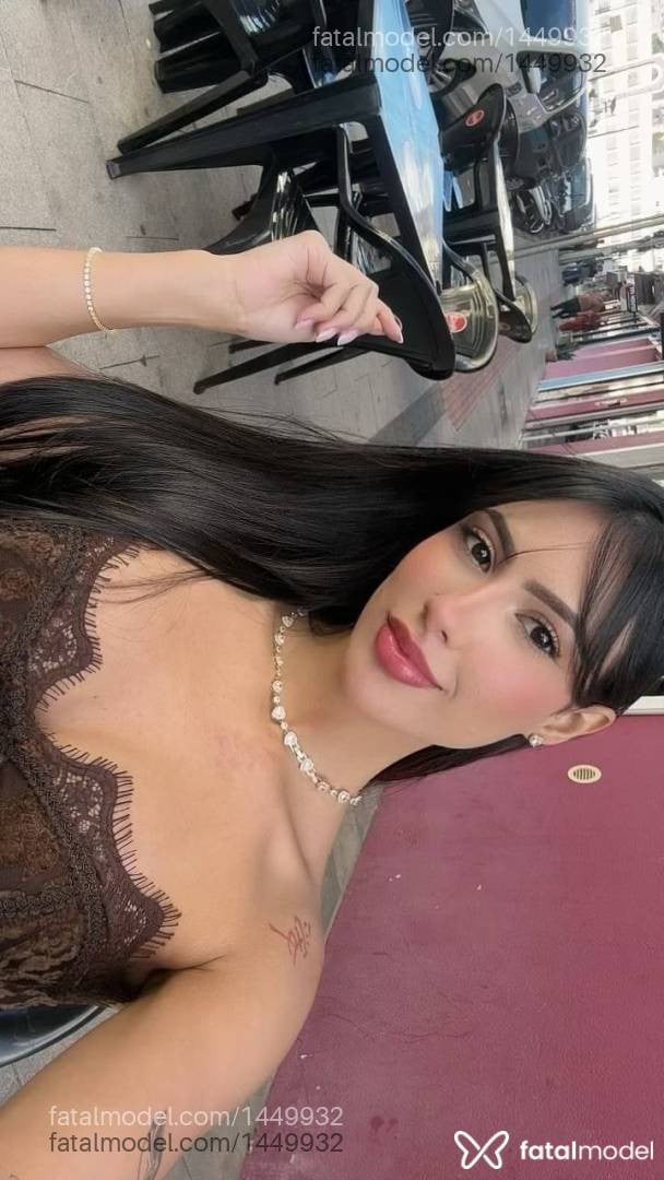 Acompanhante mulher morena (o) de olhos castanhos - Angel Fox