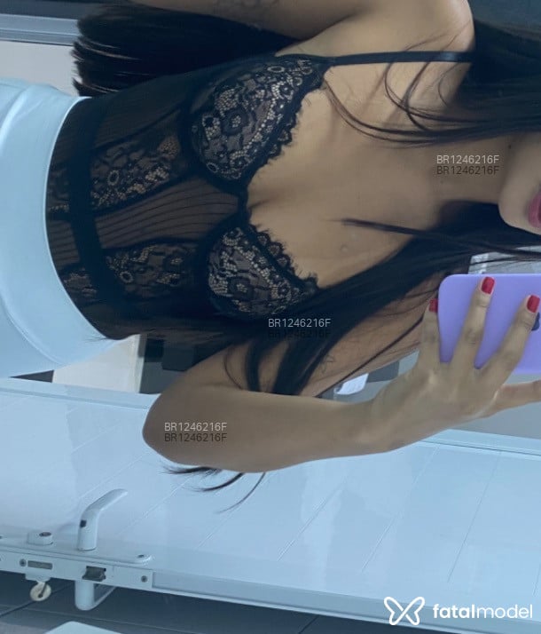 Acompanhante mulher morena (o) de olhos castanhos em Londrina - Lorena