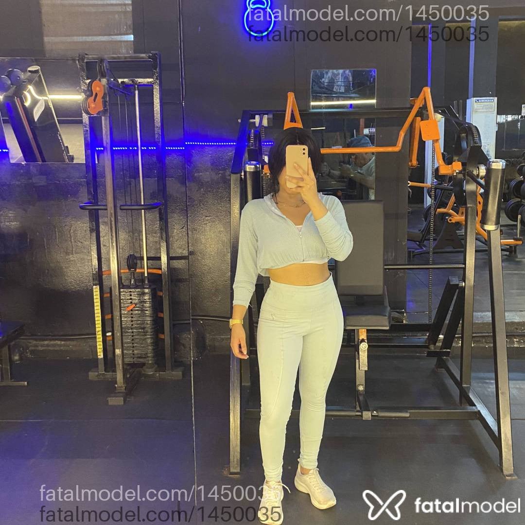 Acompanhante mulher com cabelo castanho de olhos castanhos - Marcelly
