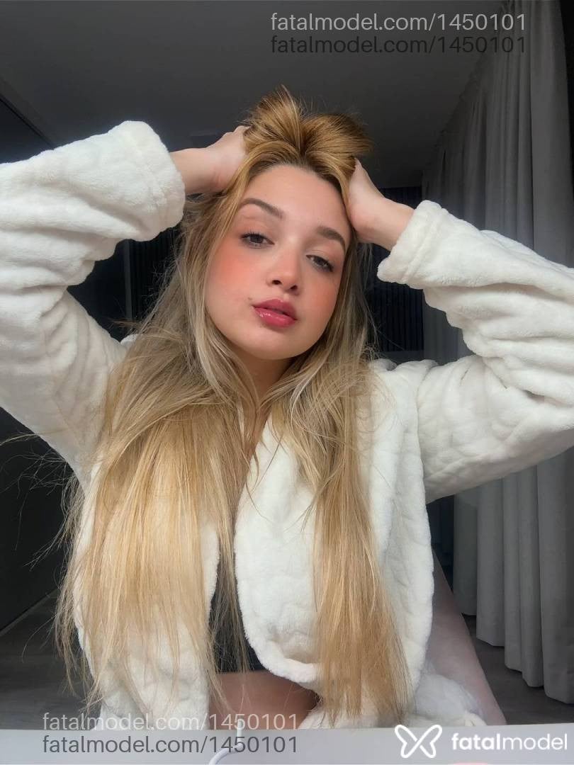 Acompanhante mulher loira (o) de olhos castanhos em São Paulo - Natasha