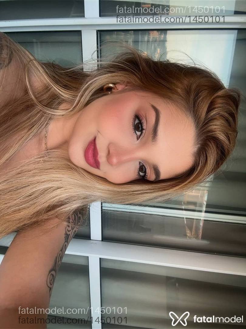 Acompanhante mulher loira (o) de olhos castanhos em São Paulo - Natasha