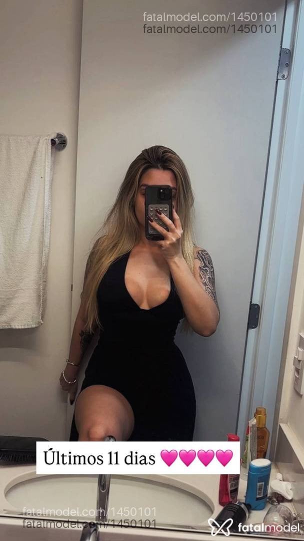 Acompanhante mulher loira (o) de olhos castanhos em São Paulo Acompanhante mulher loira (o) de olhos castanhos em São Paulo - Natasha