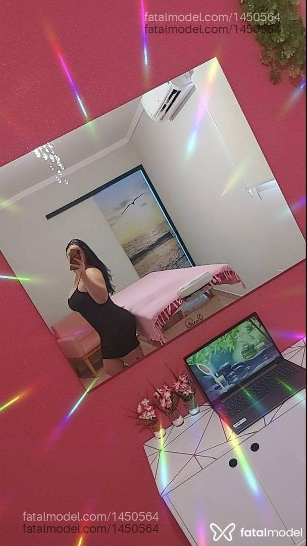 Acompanhante mulher morena (o) de olhos mel - Carol MÃOSdeFADA