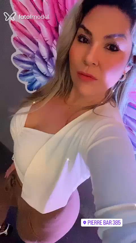 Acompanhante mulher loira (o) de olhos castanhos - Laís Lins Gaúcha