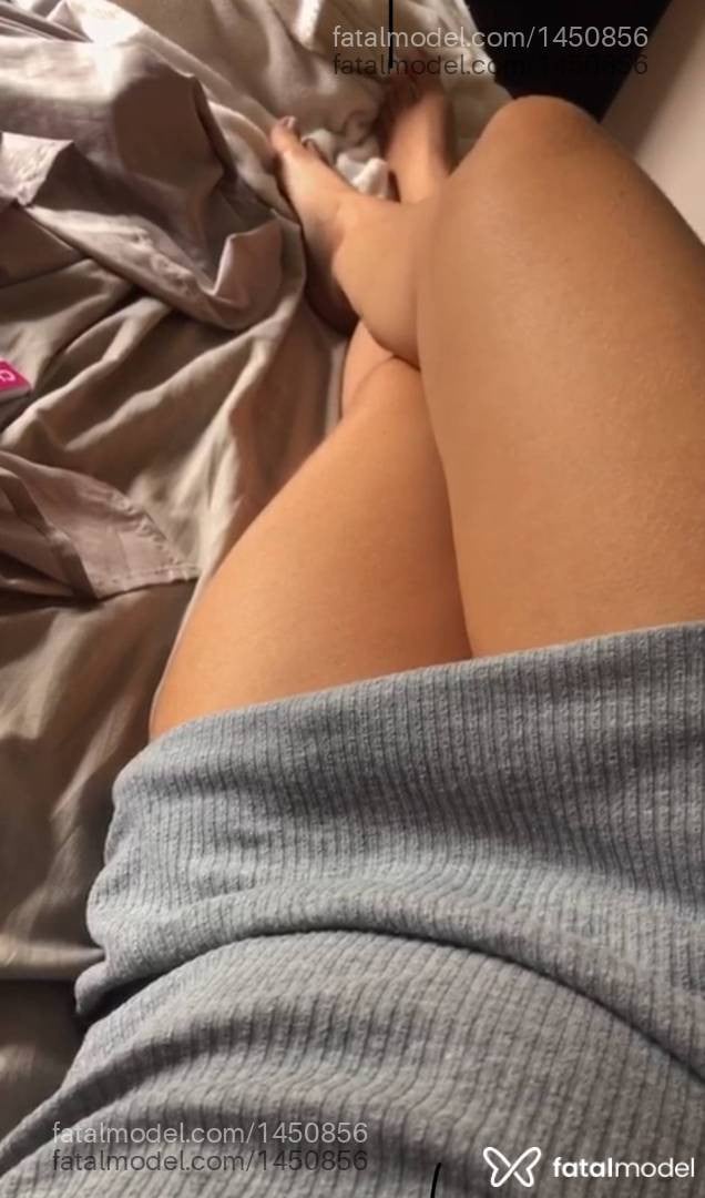Acompanhante mulher com cabelo castanho de olhos castanhos - Jú Santos