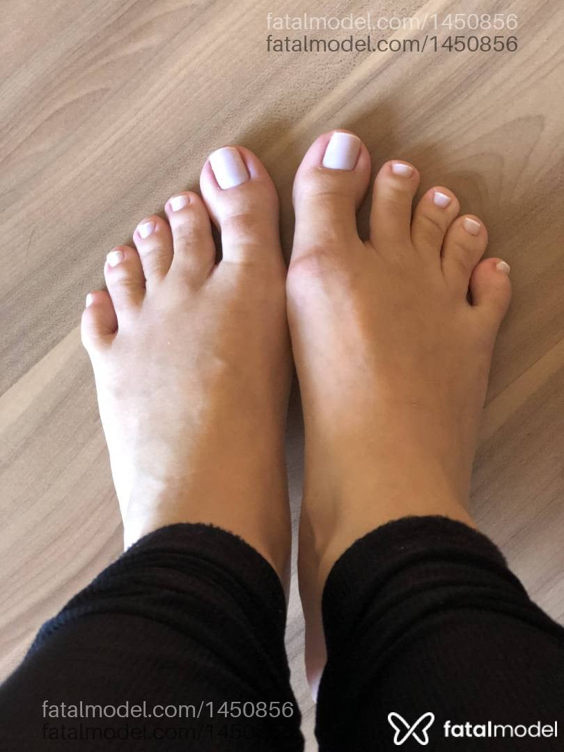 Acompanhante mulher com cabelo castanho de olhos castanhos - Jú Santos