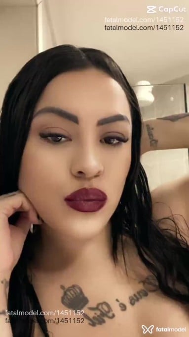 Acompanhante mulher com cabelo castanho de olhos castanhos em Joinville - Brenda Lopez