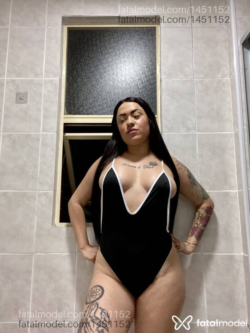 Acompanhante mulher com cabelo castanho de olhos castanhos em Joinville - Brenda Lopez