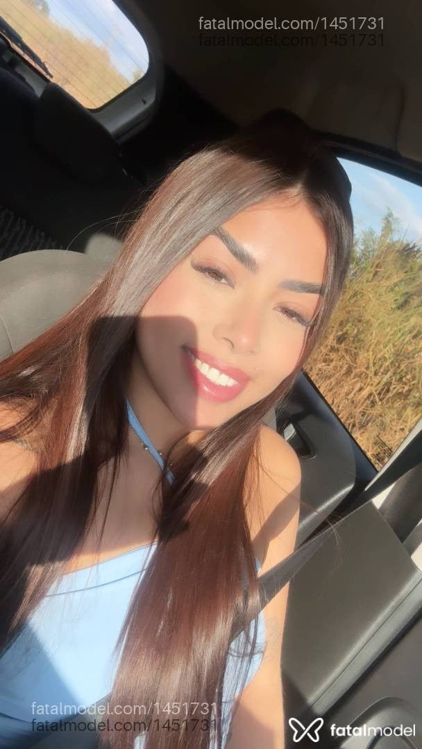 Acompanhante mulher com cabelo castanho de olhos castanhos em Rondonópolis - Bárbara