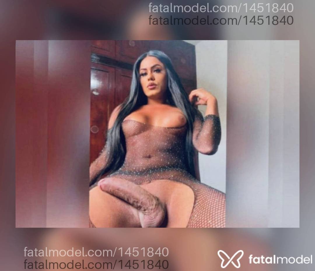 Acompanhante mulher trans morena (o) de olhos pretos em São José do Rio Preto - Lohara Lomark