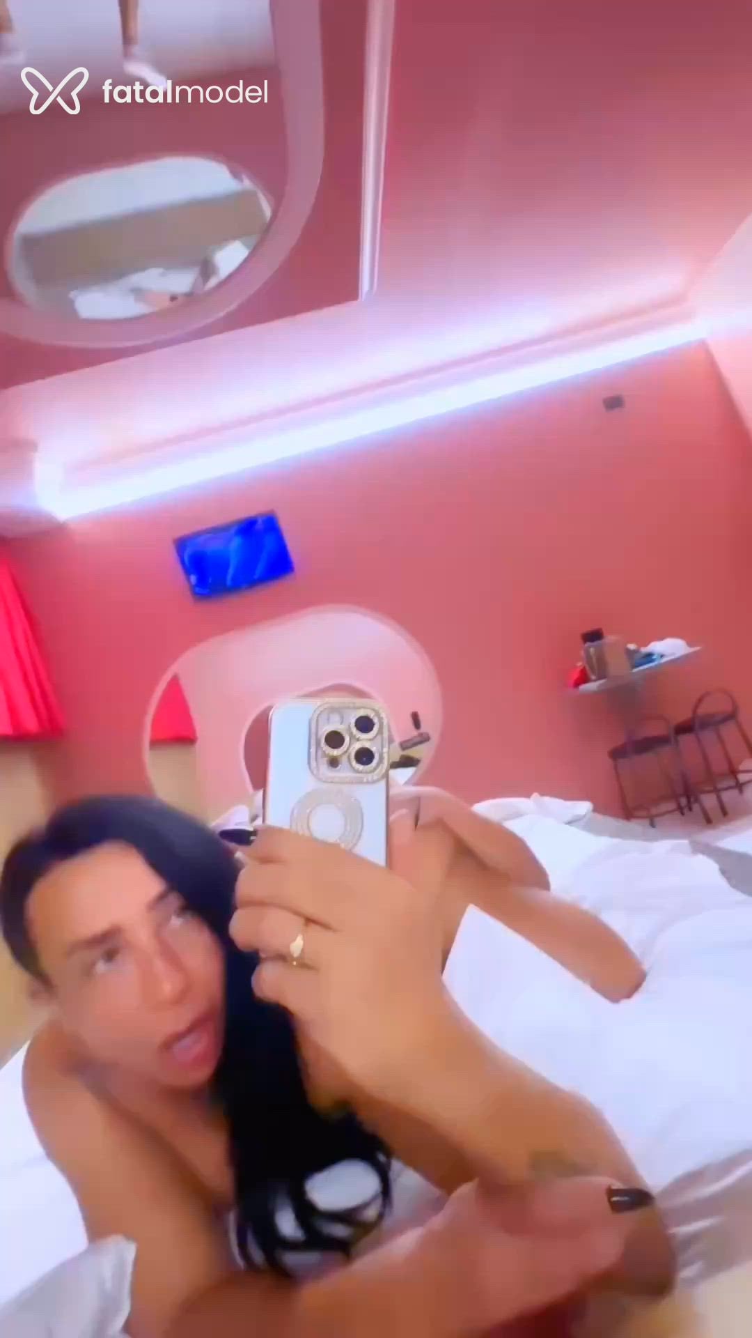 Acompanhante mulher trans morena (o) de olhos verdes em Presidente Prudente Acompanhante mulher trans morena (o) de olhos verdes em Presidente Prudente - Adriélly Bumbumgg