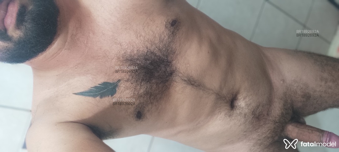 Acompanhante homem com cabelo castanho de olhos mel em Fortaleza - Gabriel Zimer