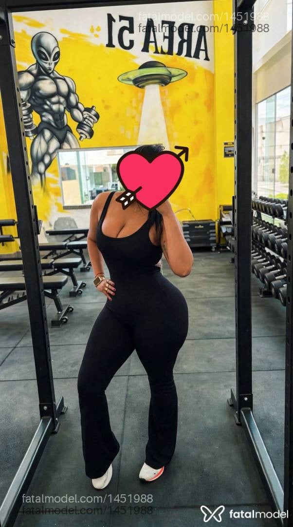 Acompanhante mulher com cabelo castanho de olhos castanhos - Sarah Morena