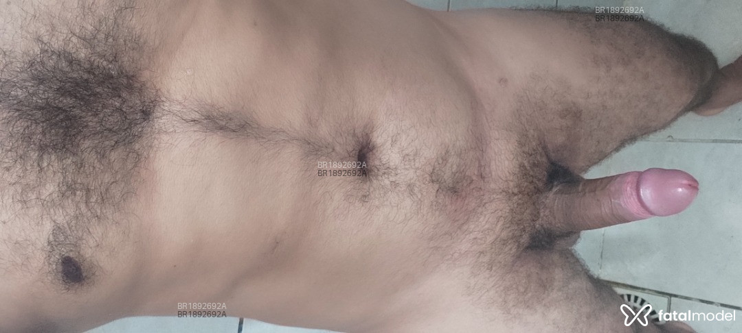 Acompanhante homem com cabelo castanho de olhos mel em Fortaleza - Gabriel Zimer