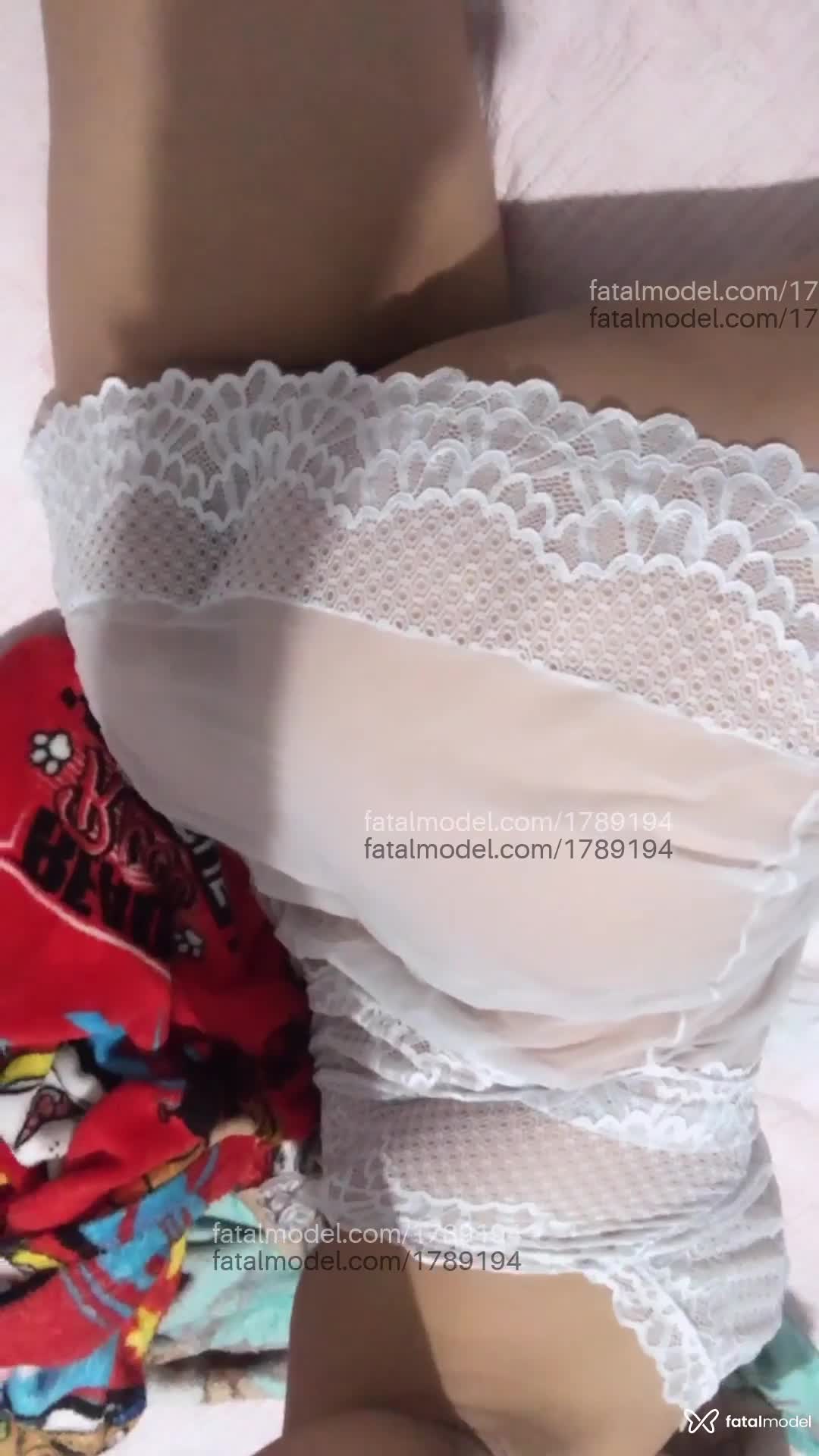 Acompanhante mulher com cabelo castanho de olhos castanhos em Goiânia - Fernanda
