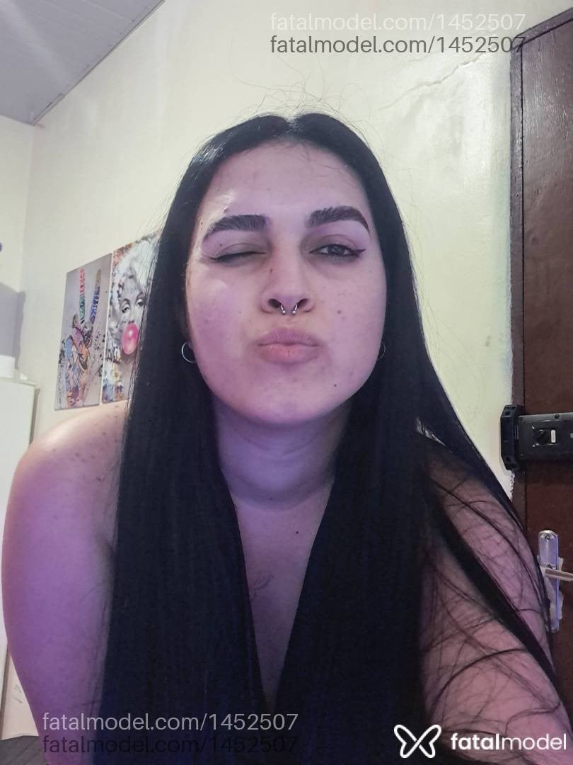 Acompanhante mulher trans com cabelo castanho de olhos castanhos em Piracicaba - Jessica Veloso