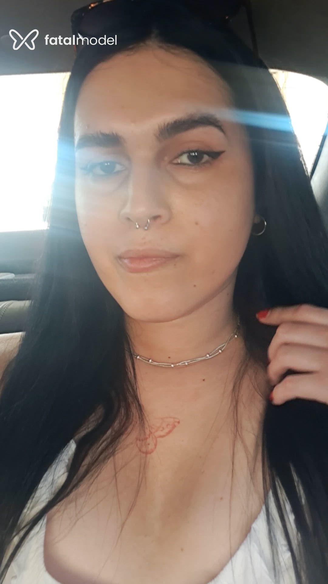 Acompanhante mulher trans com cabelo castanho de olhos castanhos - Jessica Veloso Acompanhante mulher trans com cabelo castanho de olhos castanhos - Jessica Veloso