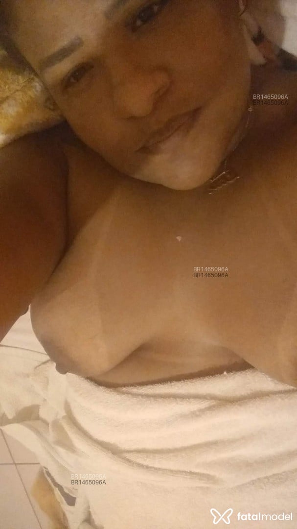 Acompanhante mulher morena (o) de olhos castanhos em Virtual - Daniele