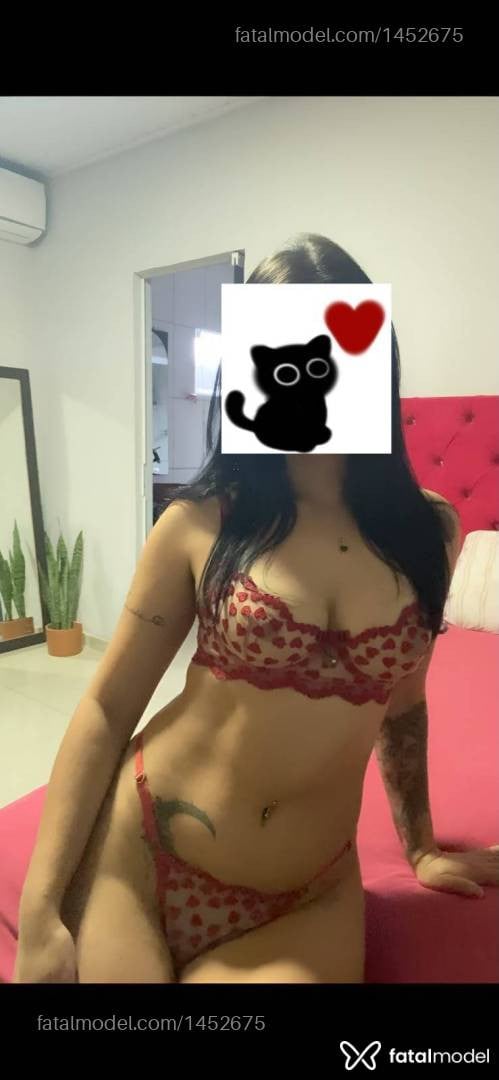 Acompanhante mulher morena (o) de olhos pretos - Stefany
