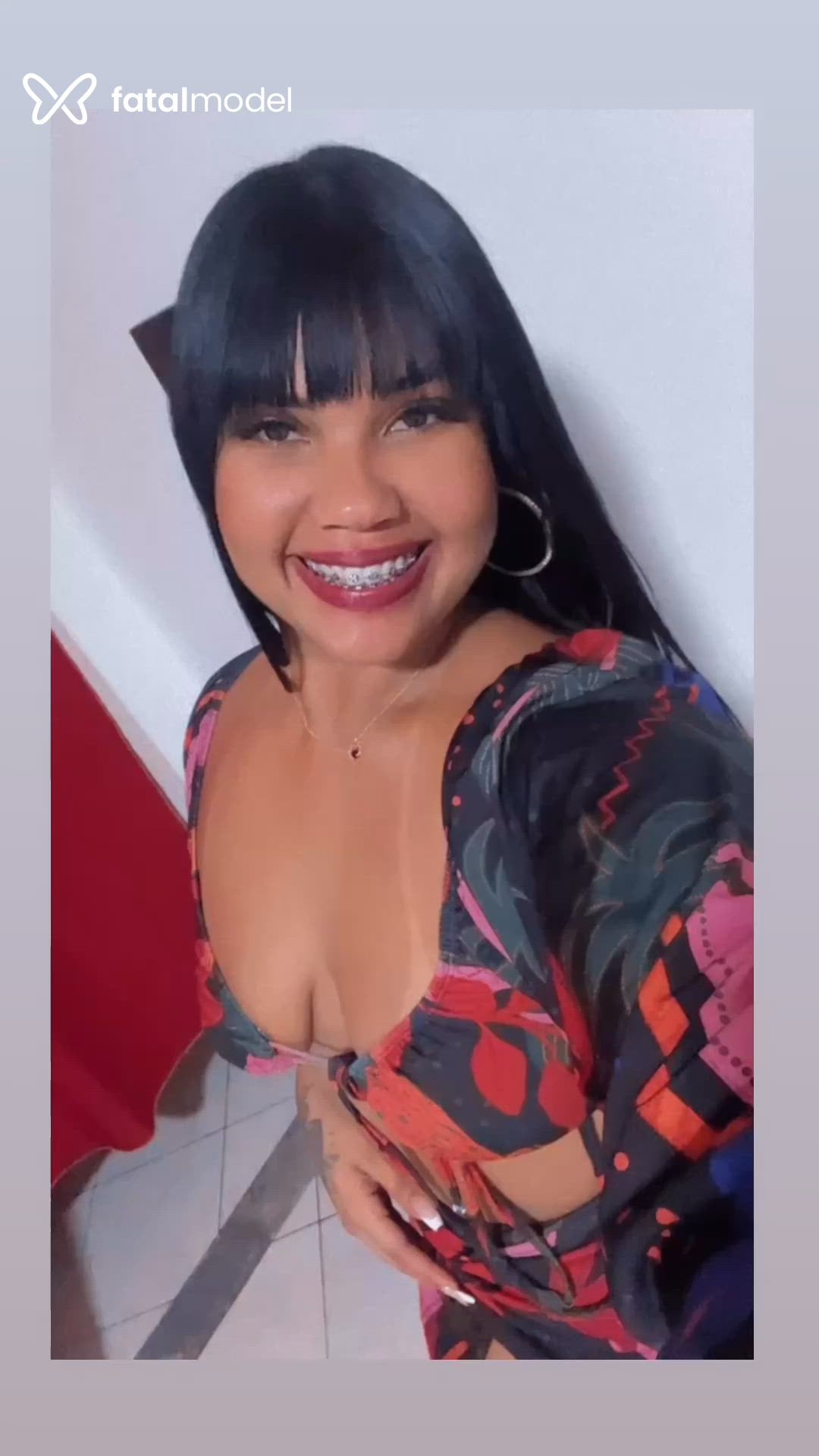Acompanhante mulher morena (o) de olhos castanhos - Nicole Ribeiro
