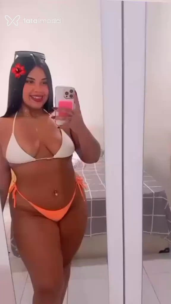 Acompanhante mulher morena (o) de olhos castanhos em Teixeira de Freitas Acompanhante mulher morena (o) de olhos castanhos em Teixeira de Freitas - Nicole Ribeiro