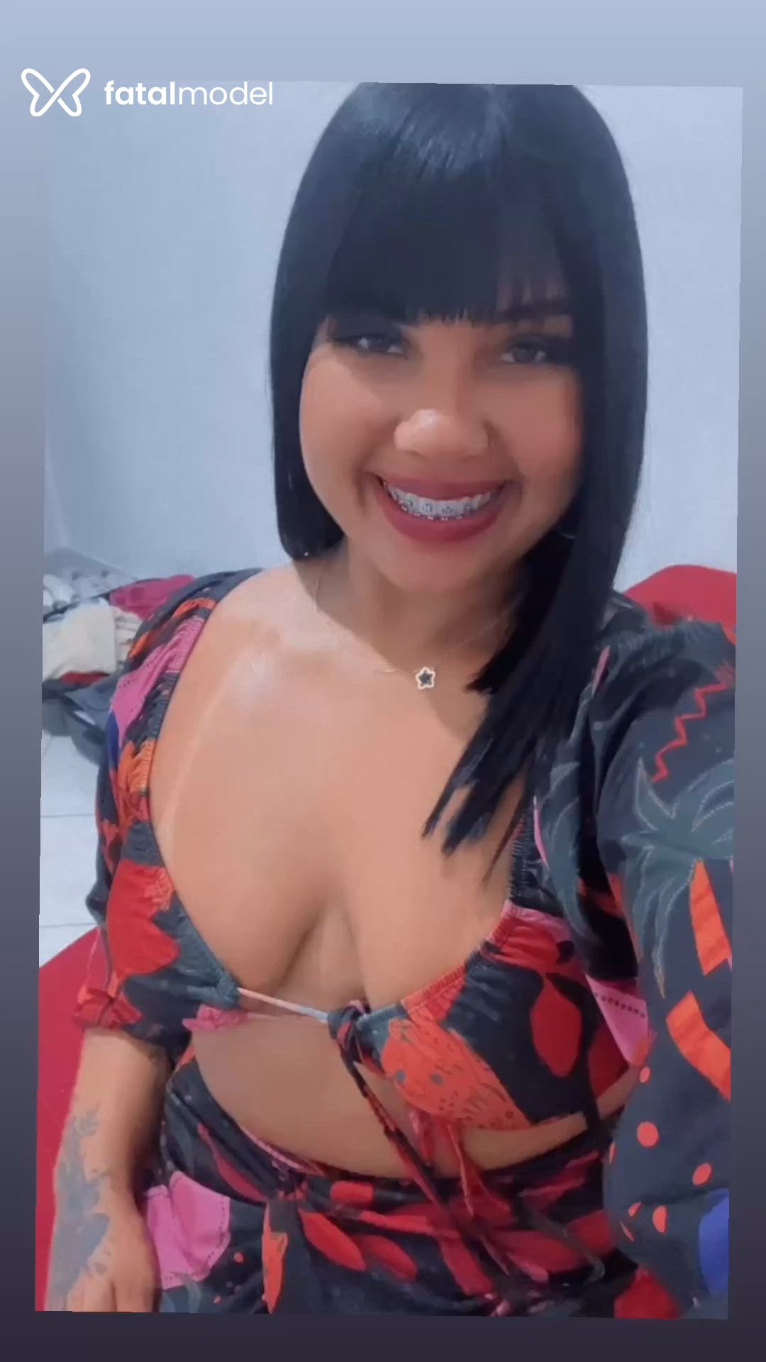 Acompanhante mulher morena (o) de olhos castanhos - Nicole Ribeiro