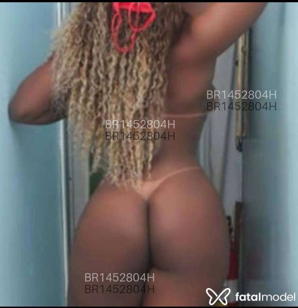 Acompanhante mulher morena (o) de olhos castanhos em Amparo Acompanhante mulher morena (o) de olhos castanhos em Amparo - Lavinia Cavalcante