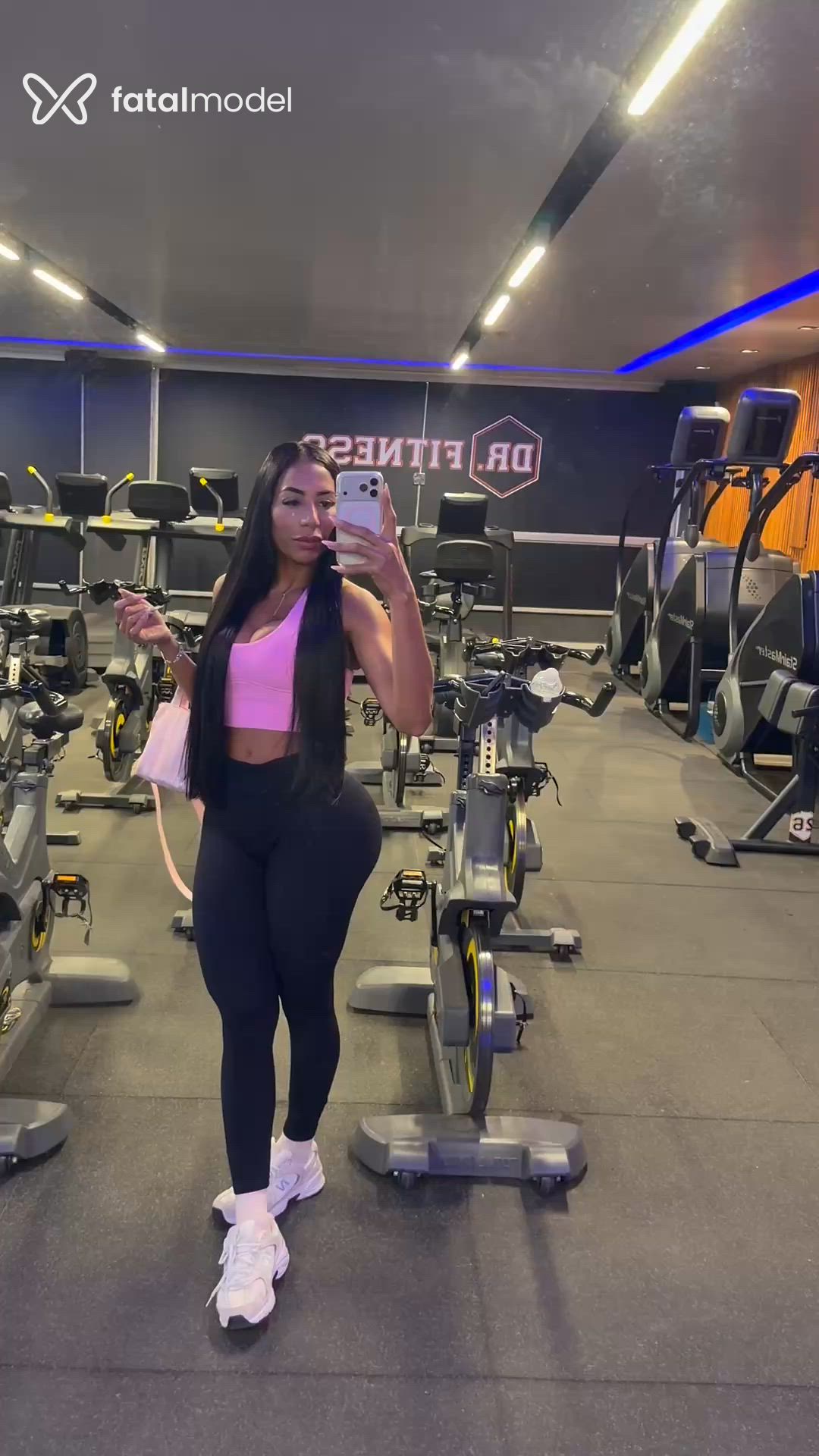 Acompanhante mulher morena (o) de olhos pretos em Cachoeiro de Itapemirim Acompanhante mulher morena (o) de olhos pretos em Cachoeiro de Itapemirim - Aisha milano
