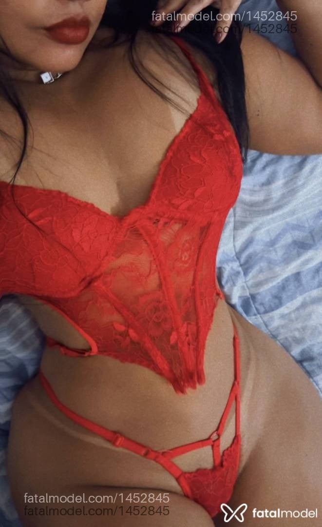 Acompanhante mulher morena (o) de olhos castanhos - Brenda Gurgel