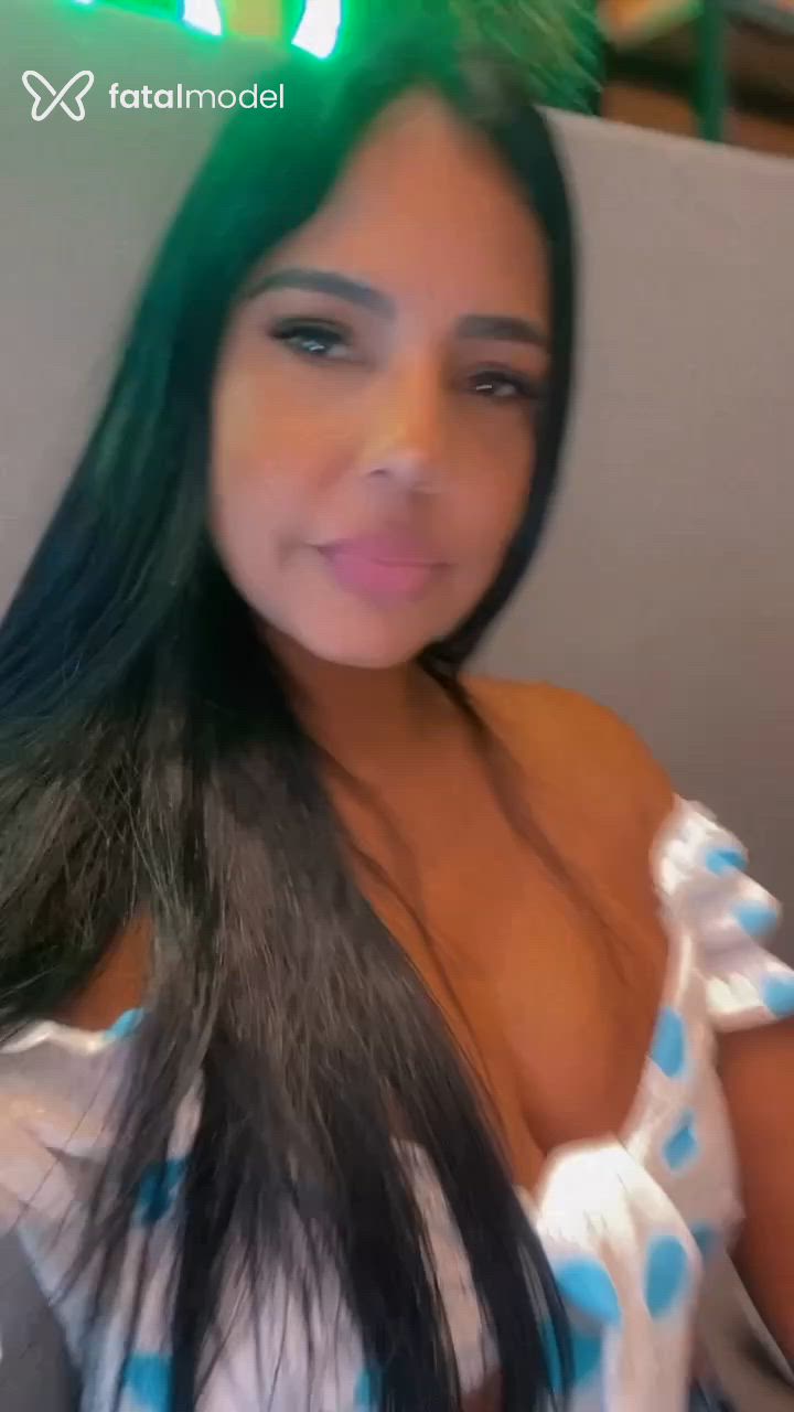 Acompanhante mulher morena (o) de olhos castanhos - Brenda Gurgel Acompanhante mulher morena (o) de olhos castanhos - Brenda Gurgel