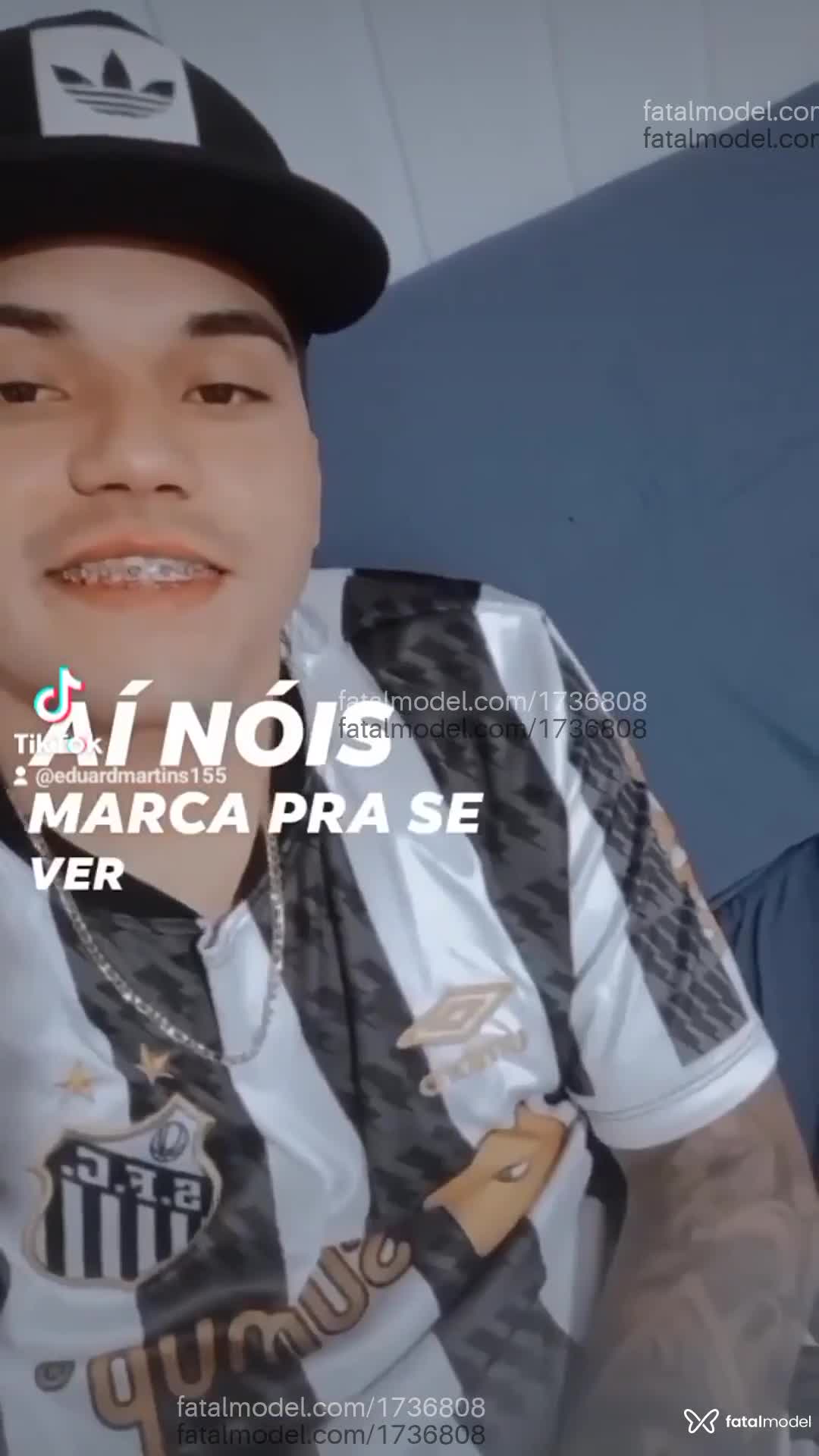 Acompanhante homem morena (o) de olhos castanhos em Blumenau Acompanhante homem morena (o) de olhos castanhos em Blumenau - Douglas bintercut