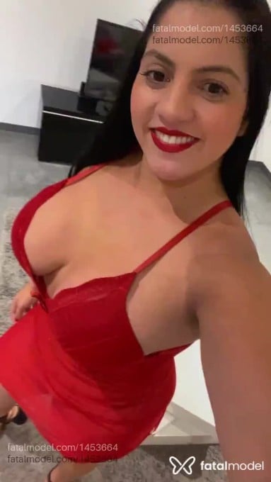 Acompanhante mulher morena (o) de olhos pretos - Melina Acompanhante mulher morena (o) de olhos pretos - Melina