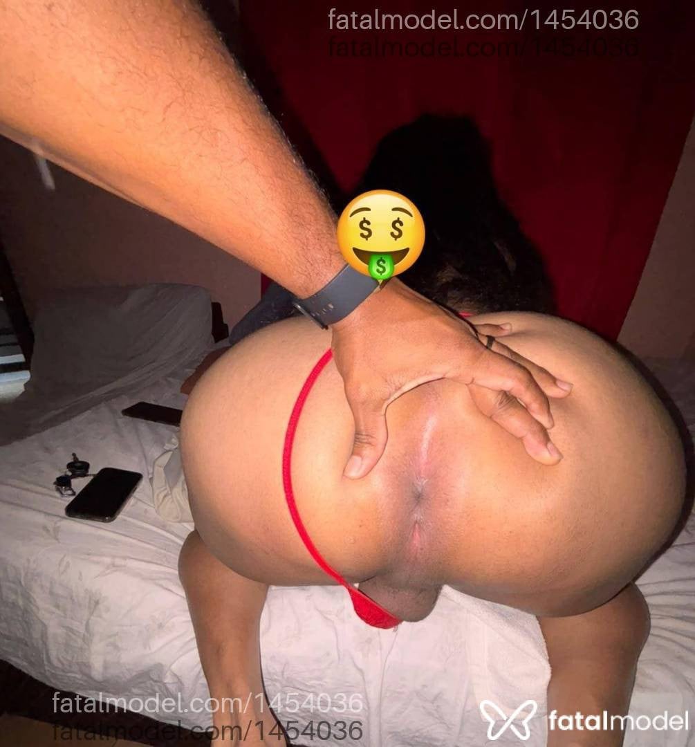 Acompanhante travesti ruiva (o) de olhos pretos - Jéssica