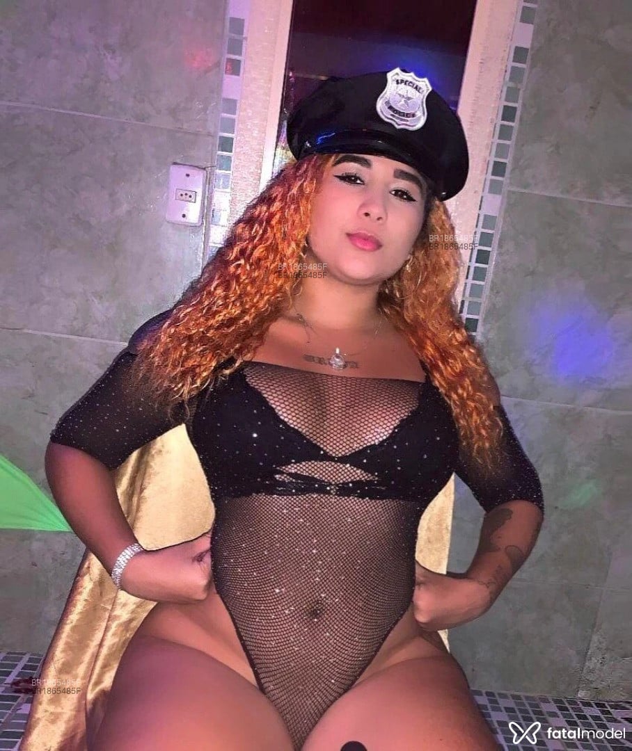 Acompanhante mulher ruiva (o) de olhos castanhos em Tubarão Acompanhante mulher ruiva (o) de olhos castanhos em Tubarão - Isa