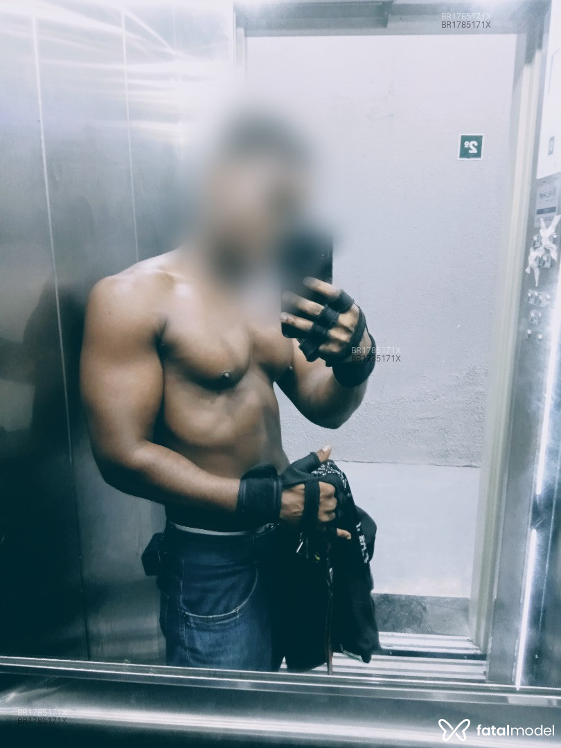 Acompanhante homem morena (o) de olhos pretos em Nova Iguaçu - Dom Juan