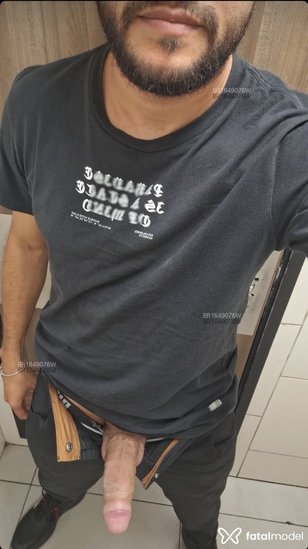 Acompanhante homem com cabelo castanho de olhos castanhos em Rio de Janeiro - Bruno